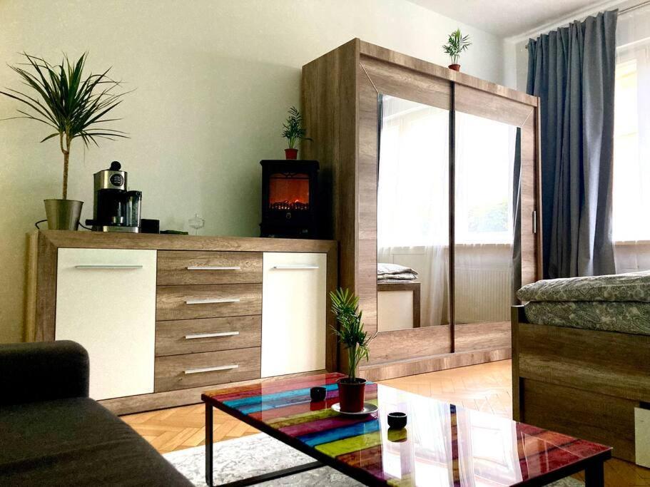 Sunny Flat In Center Of Prague Apartment Luaran gambar