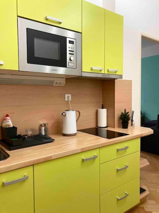 Sunny Flat In Center Of Prague Apartment Luaran gambar